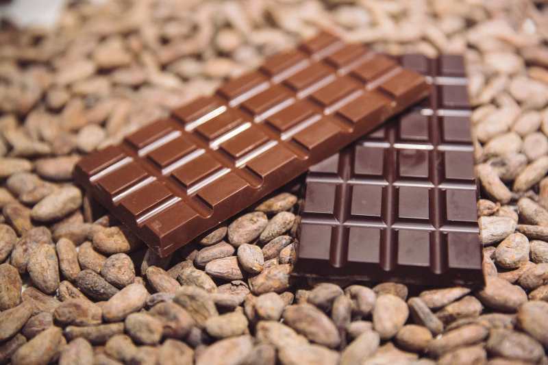 قیمت شکلات تلخ کیلویی + خرید باور نکردنی